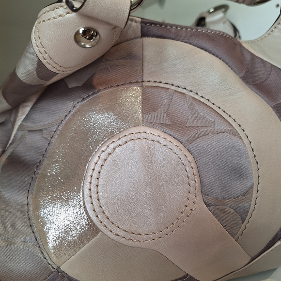 NWT Rare Coach Tan & Pink Mia Maggie Taupe Multi Patchwork Leather Hobo - Picture 2 of 5